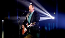 Blake Shelton performs onstage during the People's Choice Awards 2017 at Microsoft Theater on Jan. 18, 2017 in Los Angeles, California. 