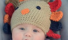 Kelly Clarkson snaps a very cute picture of Daughter River as a cute turkey!